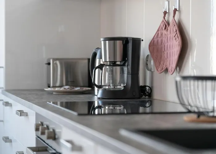 Apartment With 2 Bedrooms And Free Garage Poznan By Noclegi Renters